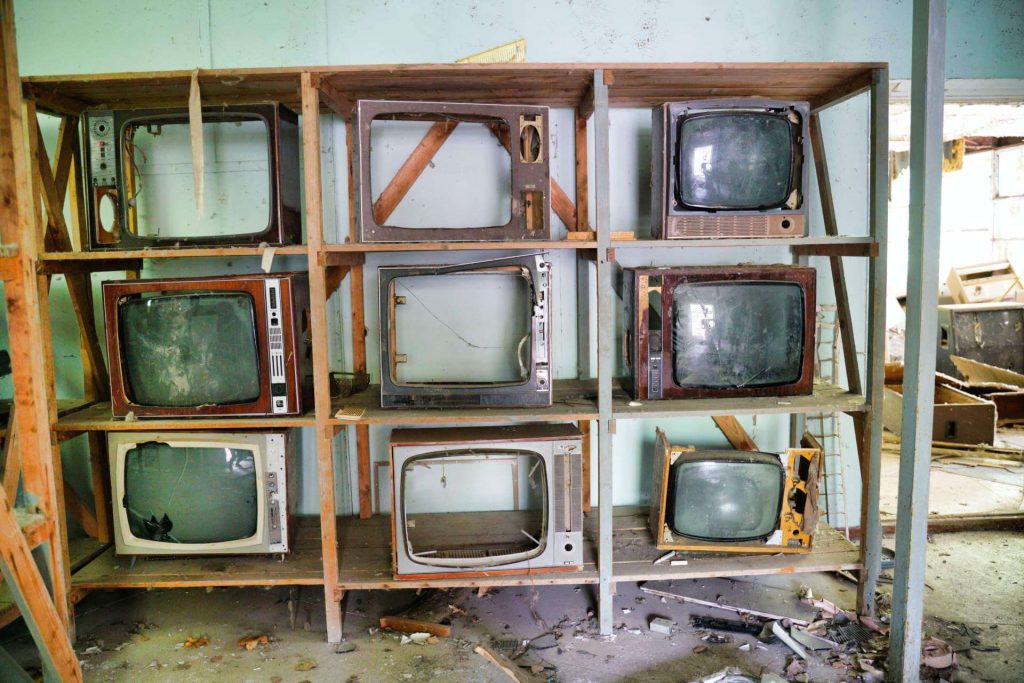 recyclable household items, household items you can recycle, recyclable materials at home, old TVs, things you can recycle at home,