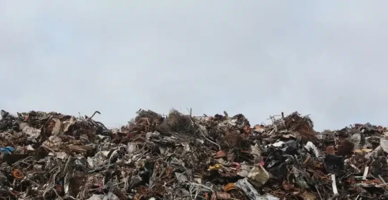 industrial waste recycling London , industrial recycling, metal recycling in London, waste management London, industrial waste reuse, reduce waste disposal costs, metal scrap Ltd